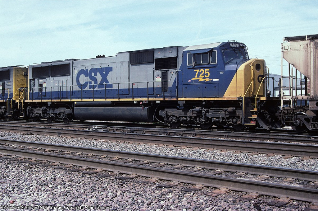 CSX 725